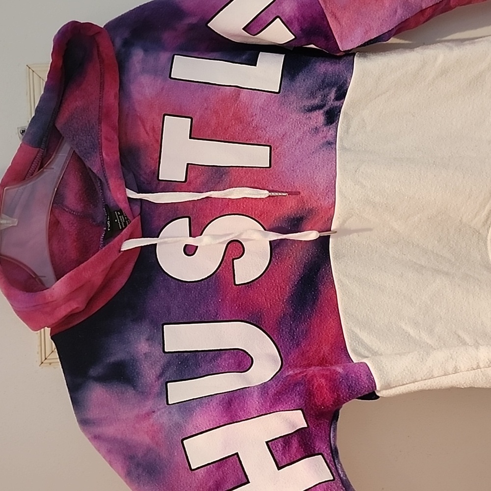 Rue21 Juniors small crop hoodie "Hustle"